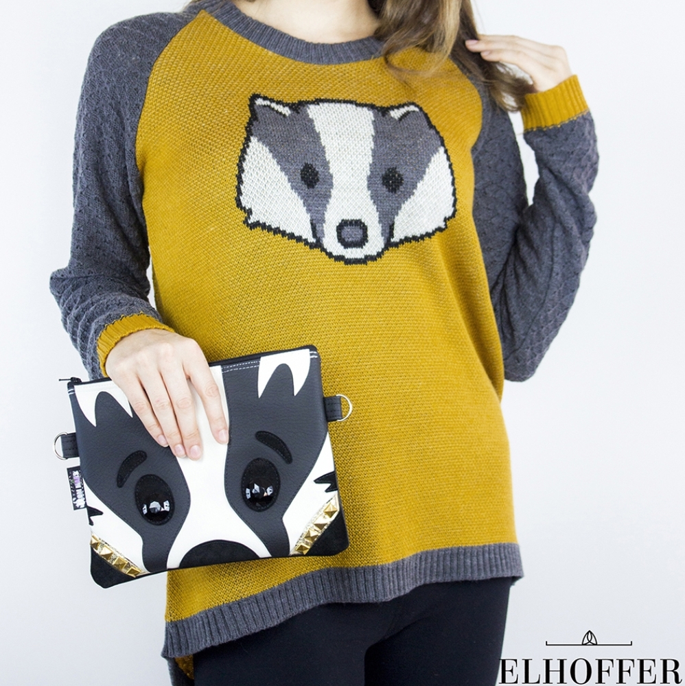 Elhoffer Hufflepuff Badger Sweater with thumb holes